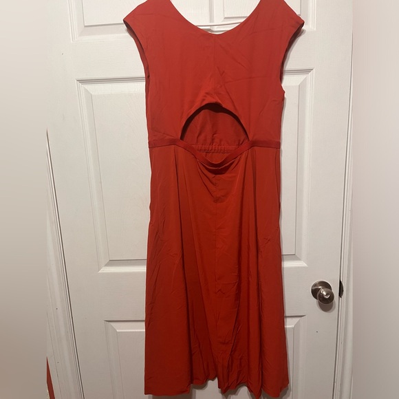 ATHLETA Ryder Dress - Picture 3 of 5